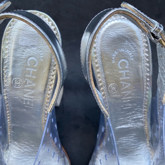 CHANEL transparent block heel sandals - Picture 7 of 9